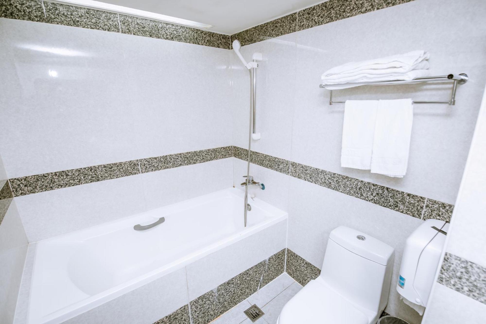 Guide Hotel Taoyuan Fuxing חדר תמונה